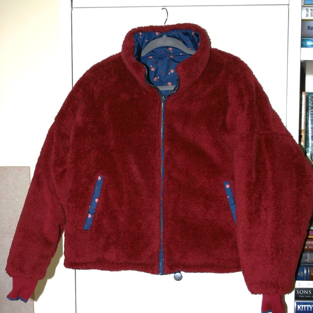WOMEN'S REVERSIBLE BOMBER JACKET BLUE PRINT+PLUS FLEECE IN WINE/BURGUNDY SIZE S